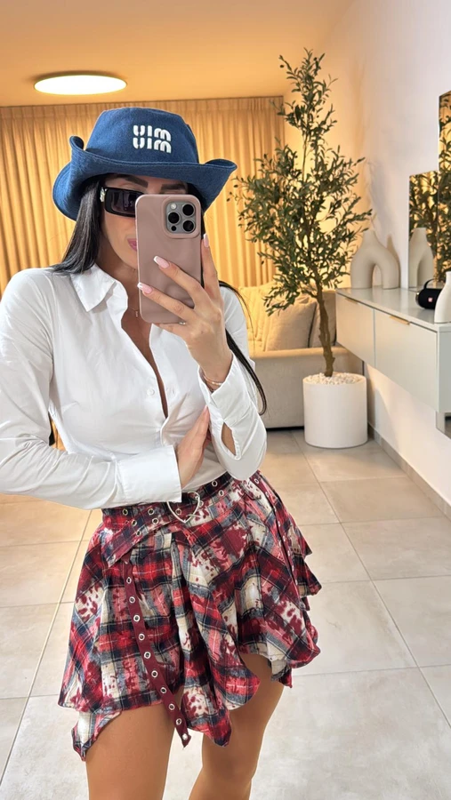 חצאית משבצות